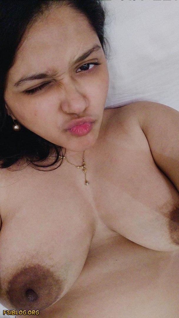 Indiangfs Nude Pics - Indian nude photos of sexy Snapchat girlfriend - FSI blog